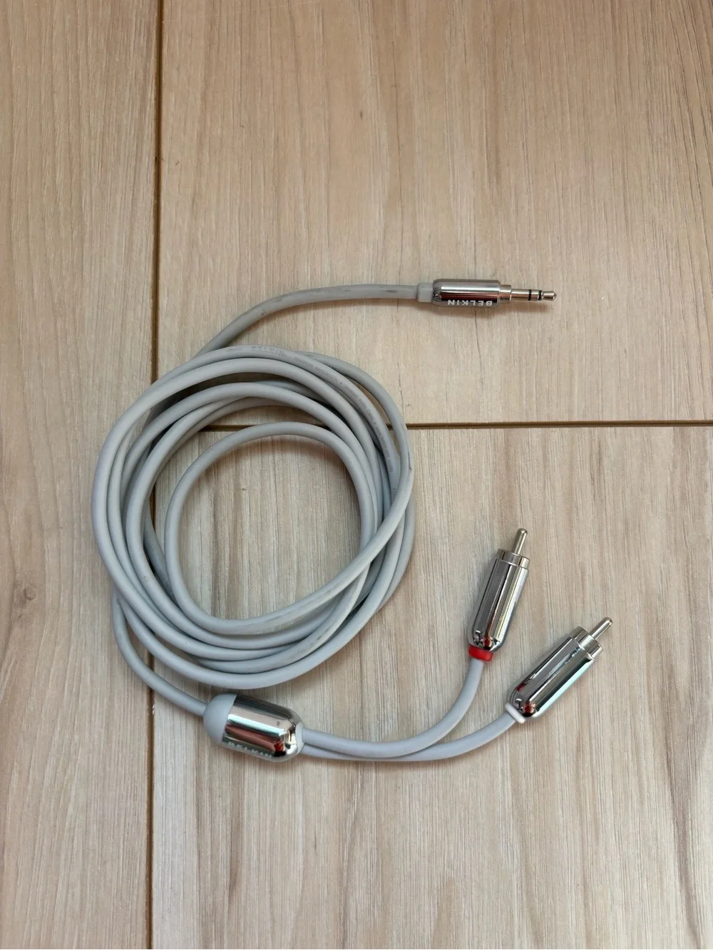 Belkin 3.5mm to RCA Audio Cable Premium AUX Stereo Adapter Red White Home Audio